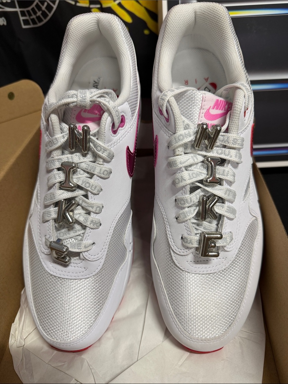Nike Red and White Air Max 1 PRM Box Label